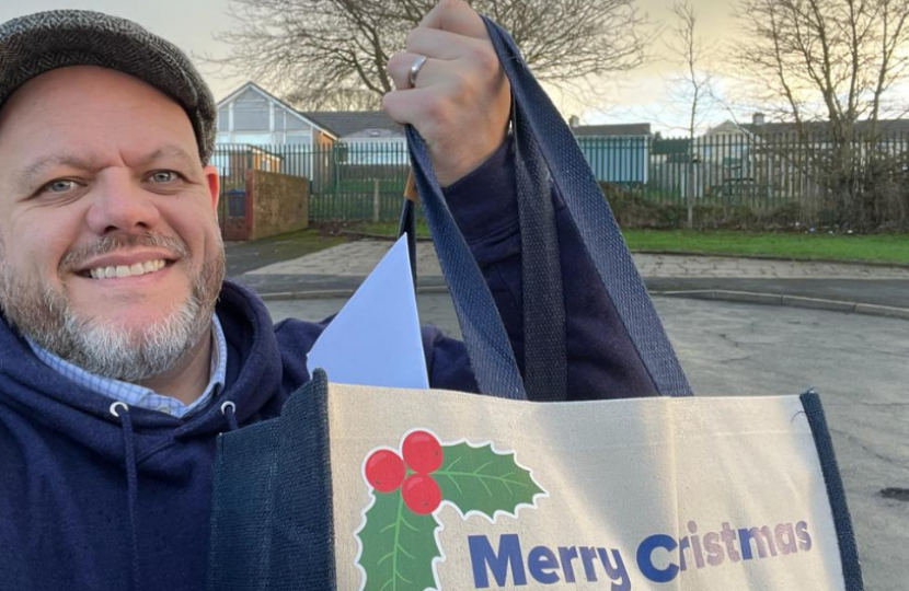 Mark delivering Veterans' Hampers